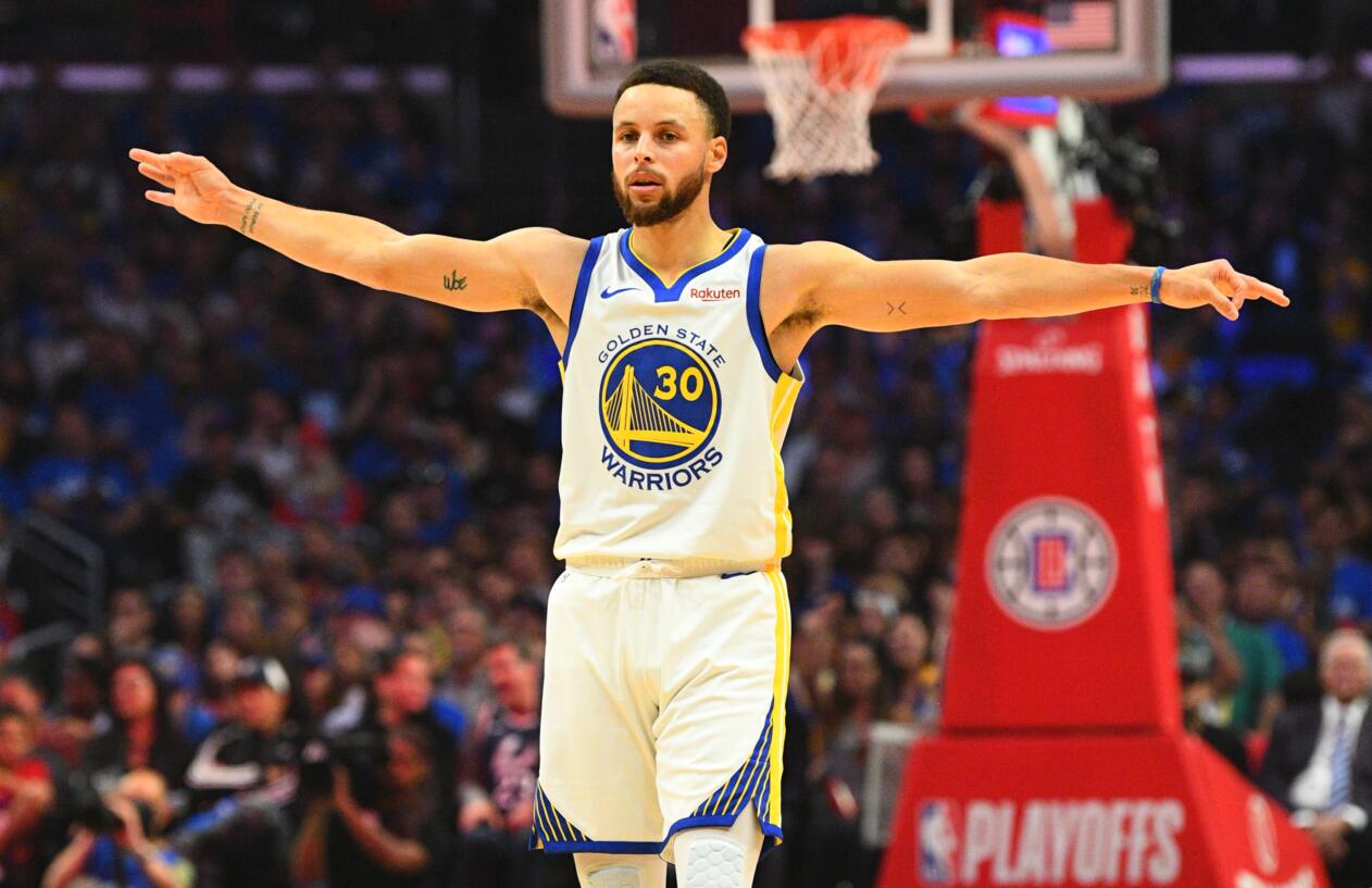 球迷们将欣 球迷们将欣